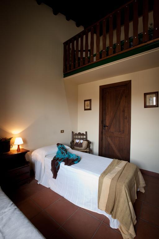 Il Vecchio Frantoio Villa Scillato  Habitación foto